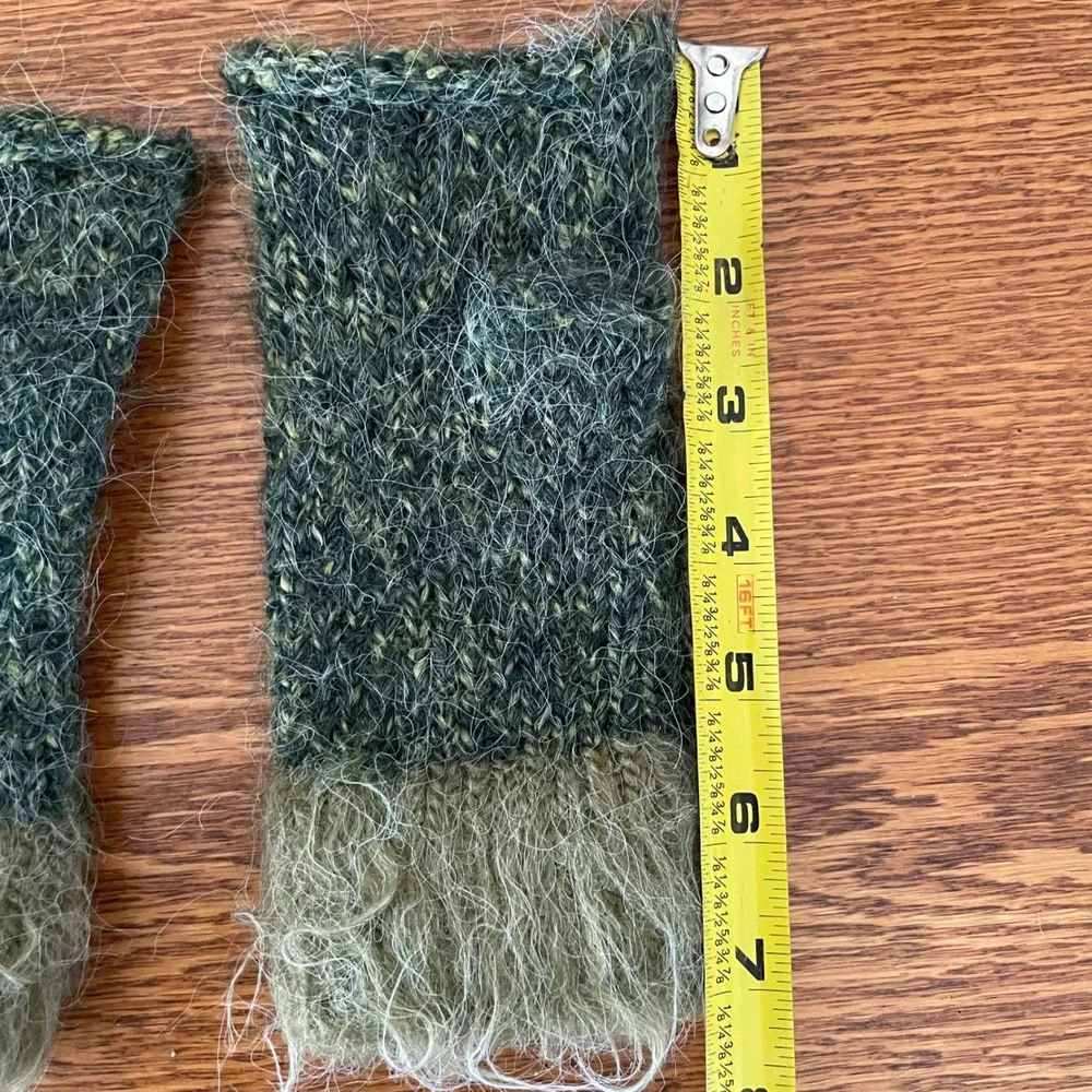 Perika Fingerless‎ Gloves Mittens Peruvian Trading Co Knit Wrist Warmer Green